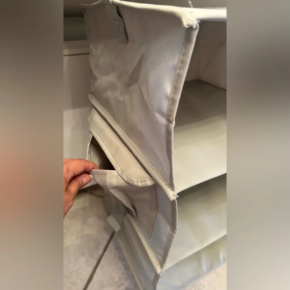 ⬜️ Gray Hanging Storage Organizer w/ Hooks
